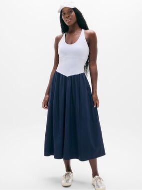 NWT Athleta Moment Hybrid Dove/Navy Dress Sz Medium (#844281)